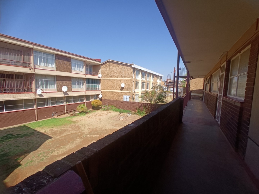 2 Bedroom Property for Sale in Potchefstroom North West